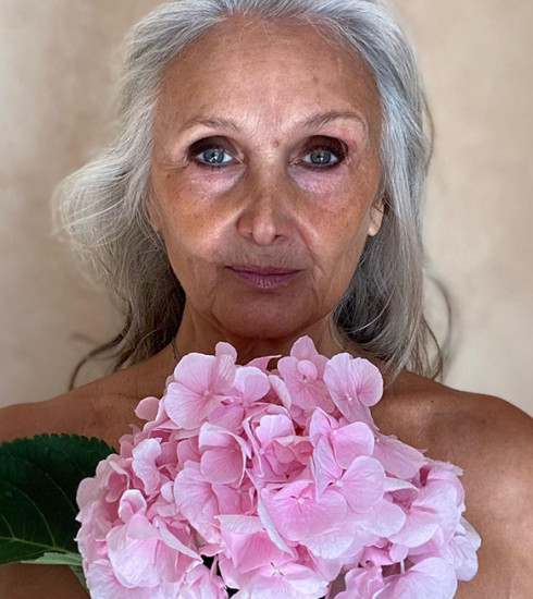 bloeiende leven 60 jarige vrouw