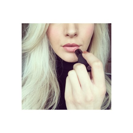 romy voskuilen elf cosmetics