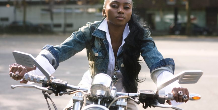 8x waarom meer vrouwen motor moeten rijden